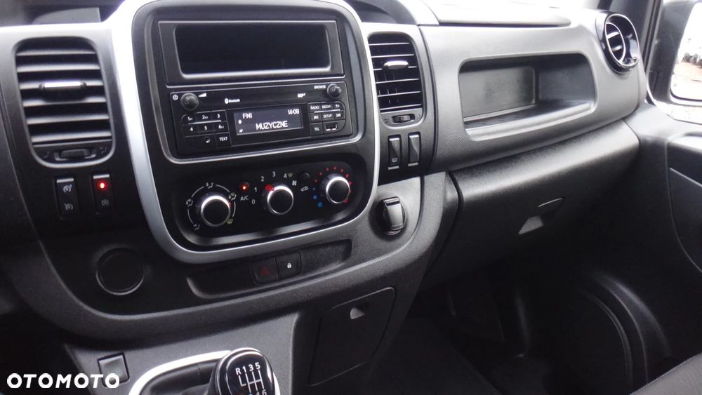Renault Trafic - 11