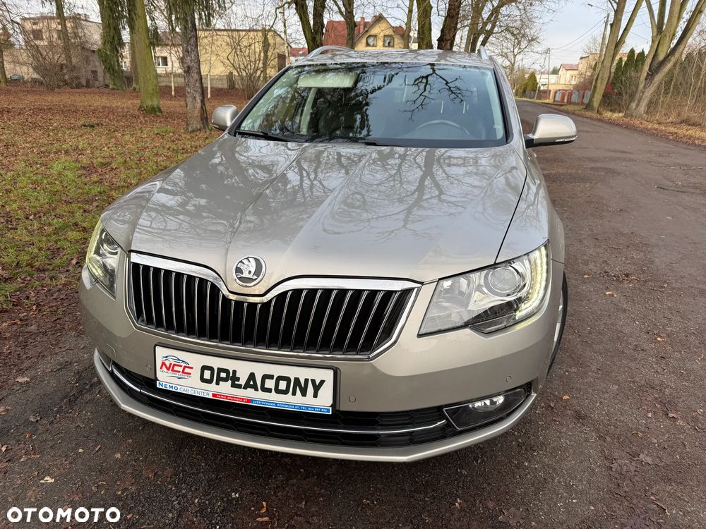 Skoda Superb 2.0 TDI Exclusive - 3