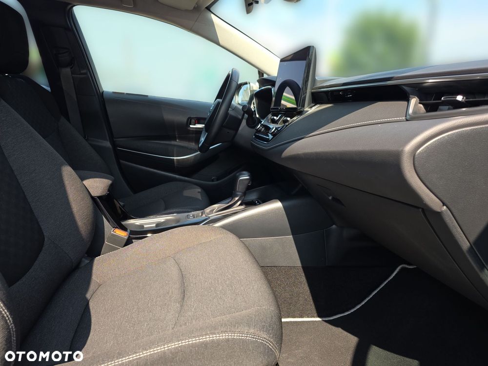 Toyota Corolla 1.8 Hybrid Comfort - 10