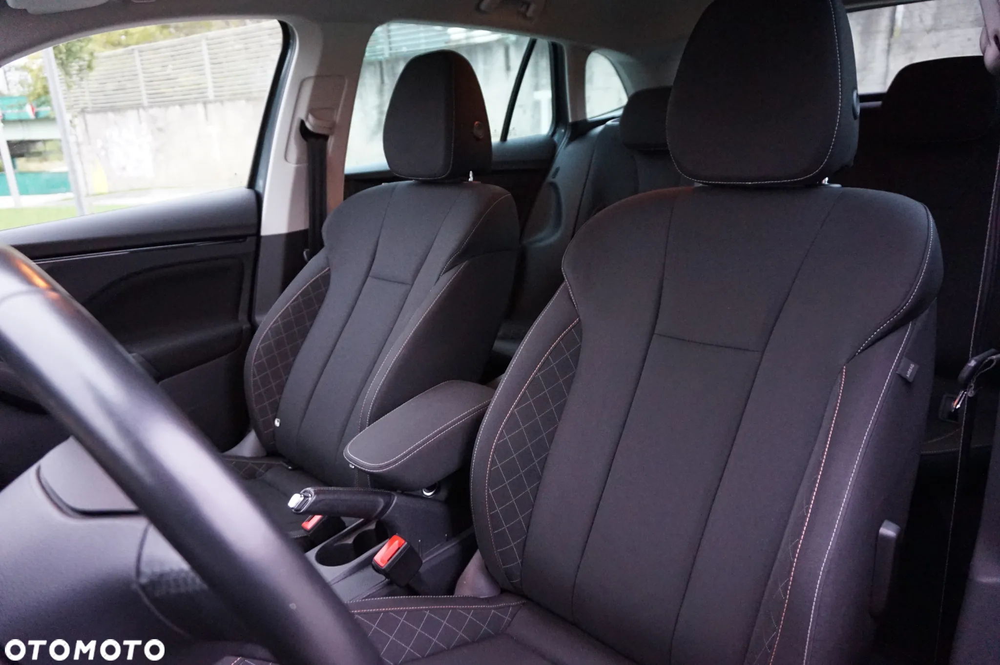 Skoda Scala ver-1-0-tsi-ambition - 12