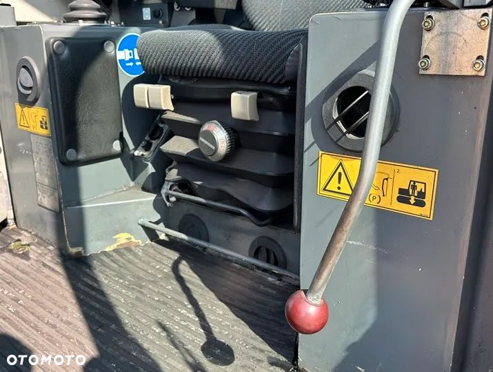 Liebherr PR722BM - 35