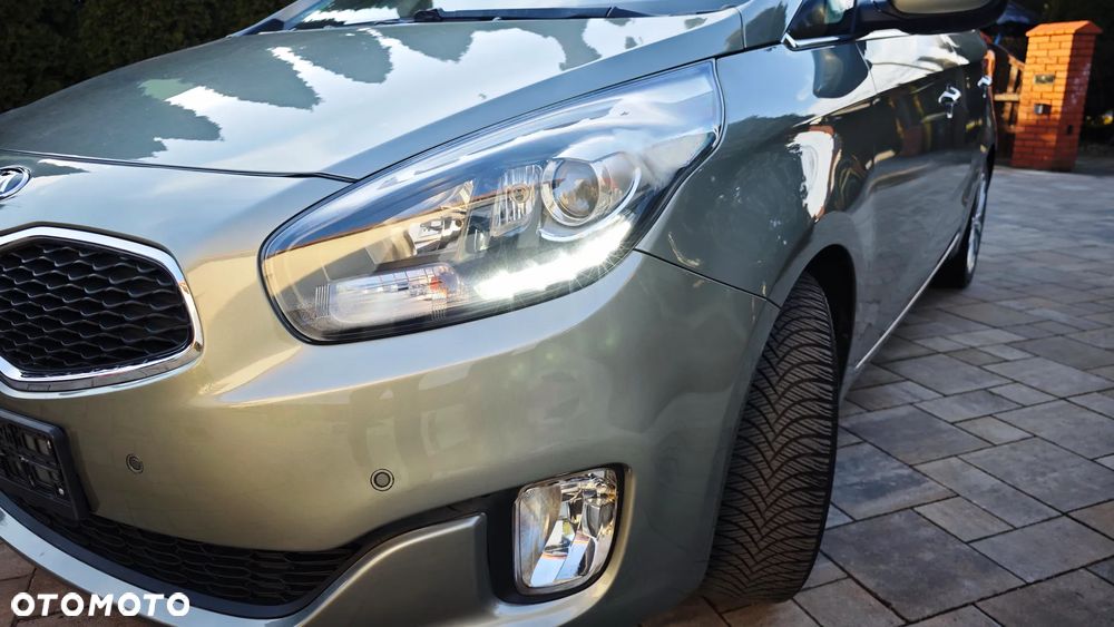 Kia Carens 1.7 CRDi Business Line 7os 7DCT - 11