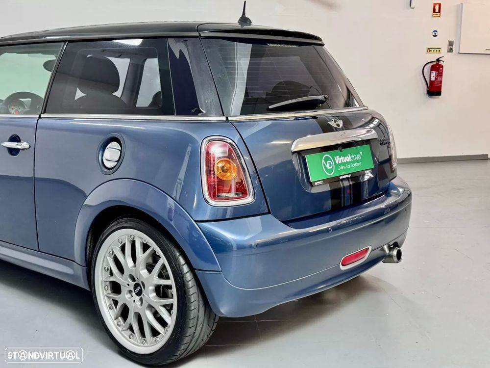 MINI 3 Portas Cooper D - 10