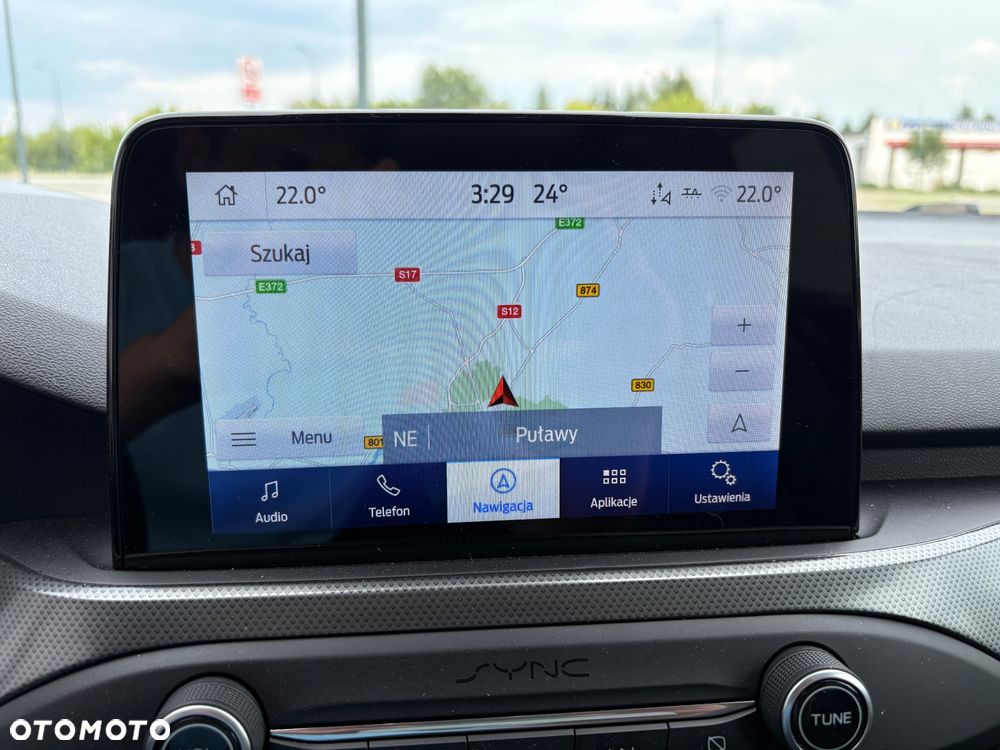 Ford Focus 1.5 EcoBlue Start-Stopp-System TITANIUM DESIGN - 24