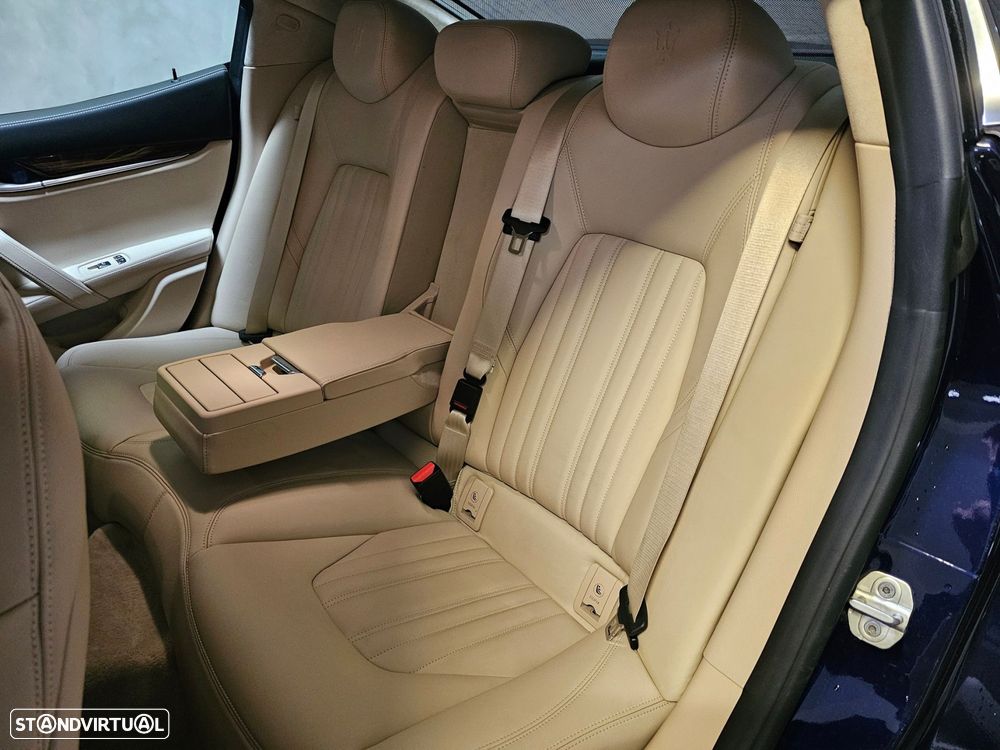 Maserati Ghibli 3.0 V6 S Q4 - 24