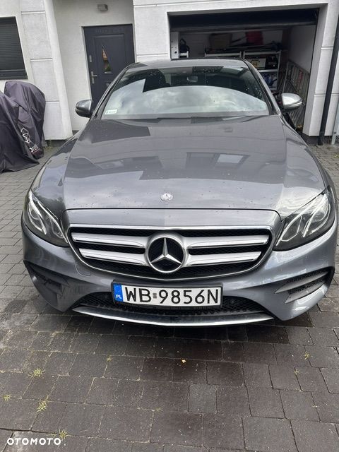 Mercedes-Benz Klasa E - 12
