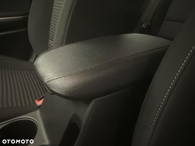Kia Ceed 1.5 T-GDI M - 19