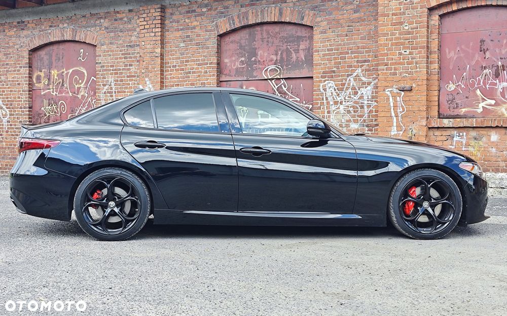 Alfa Romeo Giulia 2.0 Turbo Veloce - 9