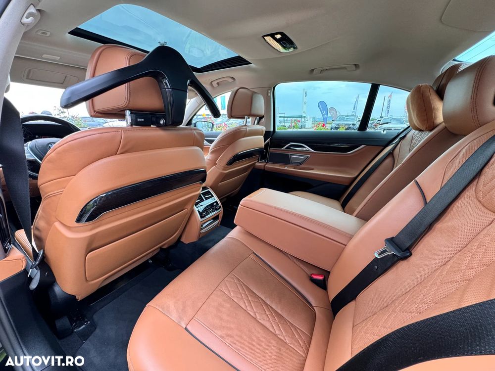 BMW Seria 7 740d xDrive - 27