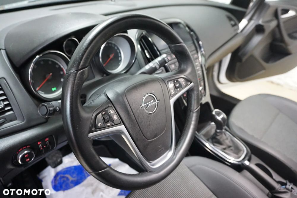 Opel Astra 1.4 Turbo Cosmo - 21