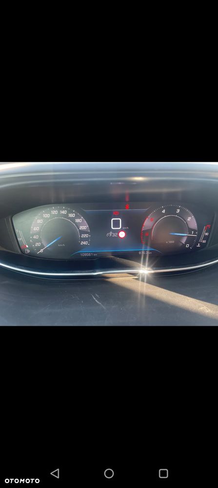 Peugeot 3008 1.5 BlueHDi Road Trip S&S - 20