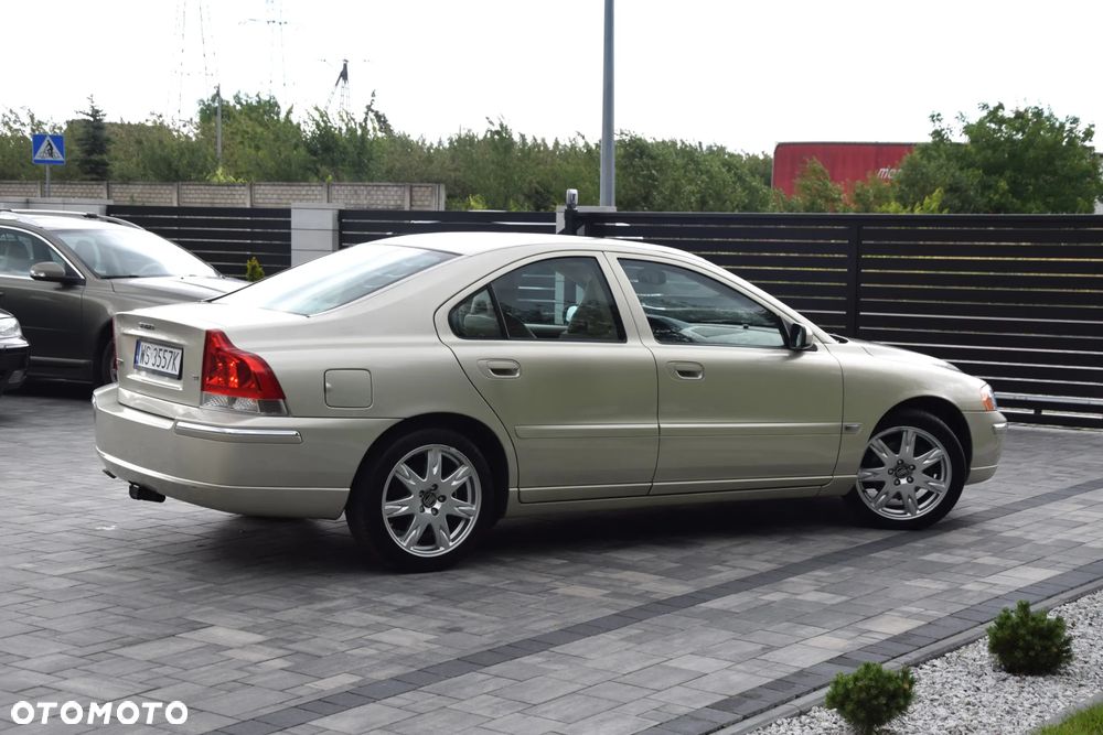Volvo S60 - 4