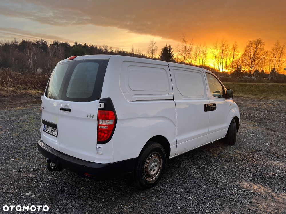 Hyundai H-1 2.5 CRDi Comfort - 5