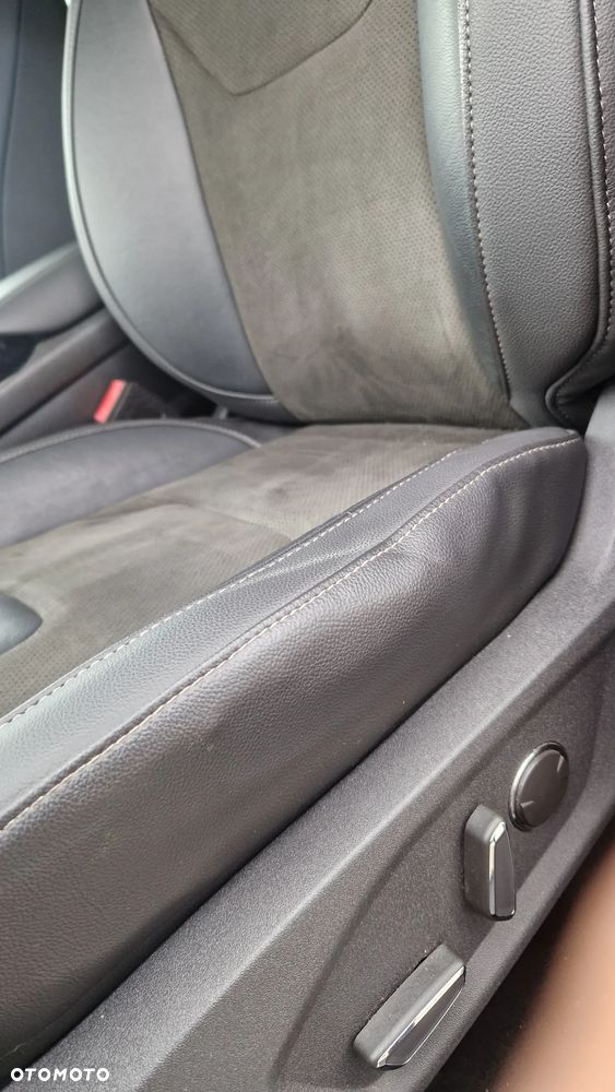 Ford Mondeo 2.0 TDCi ST-Line PowerShift - 13