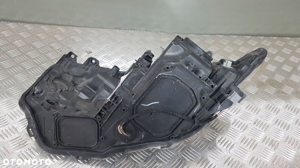 toyota auris ii lift 15-18 lampa reflektor prawy przód przedni eu - 5