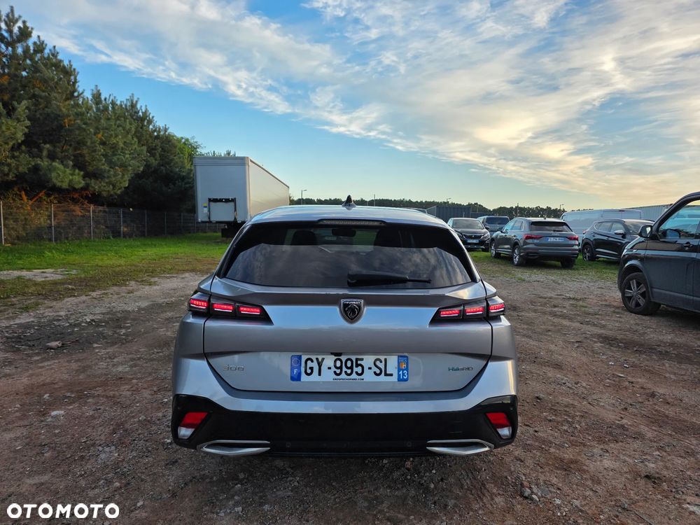 Peugeot 308 180 e-EAT8 Allure - 4