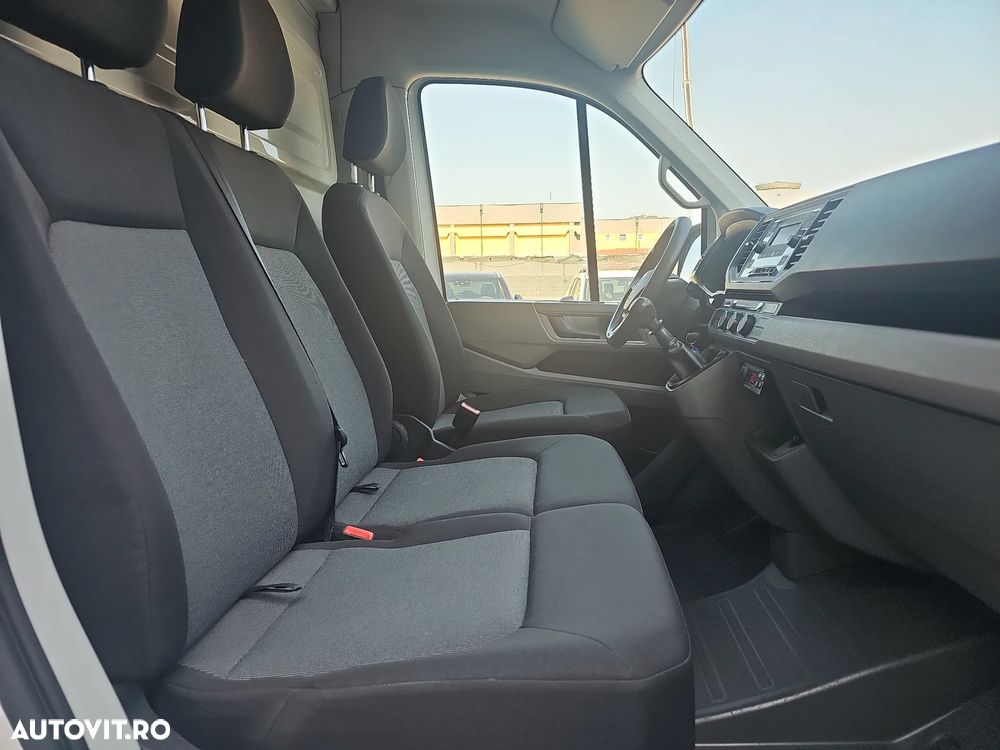 Volkswagen CRAFTER - 11