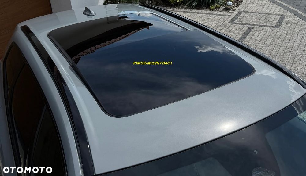 Volvo XC 60 B4 D AWD Plus Dark - 33
