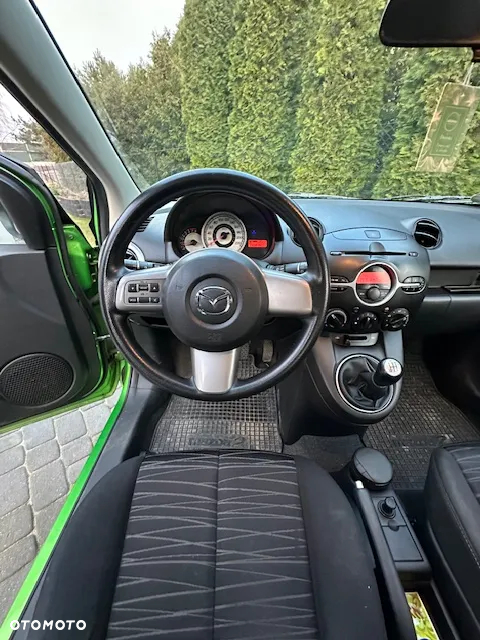 Mazda 2 1.3 Exclusive - 6
