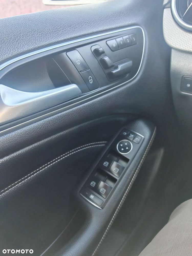 Mercedes-Benz Klasa B 180 CDI 7G-DCT - 23