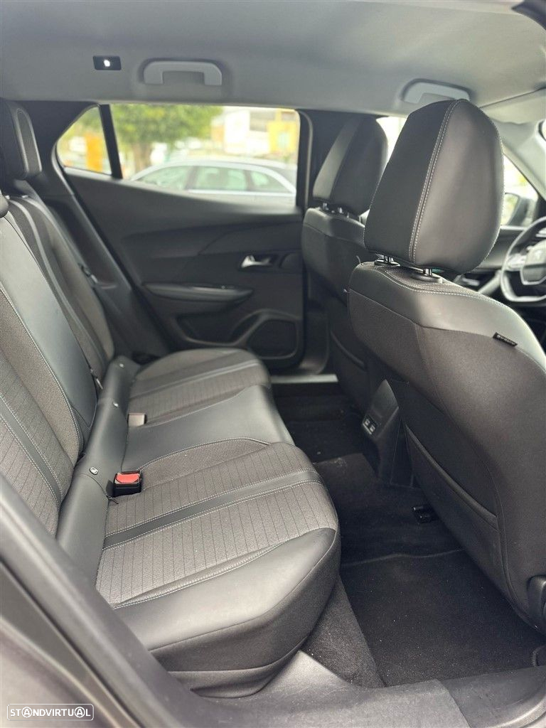 Peugeot 2008 1.5 BlueHDi Allure Pack - 14
