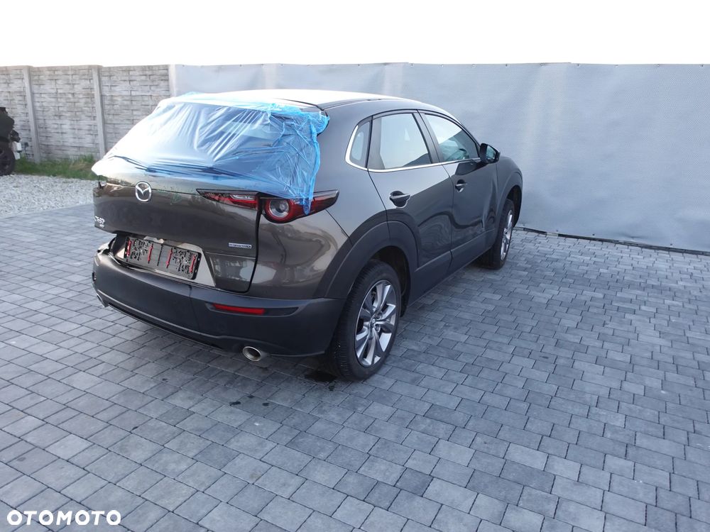 Mazda CX-30 2.0 mHEV Centre-Line AWD - 4