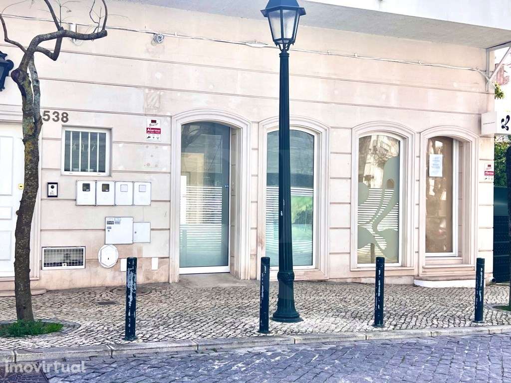 Loja no coração da Avenida Sabóia - Grande imagem: 3/18