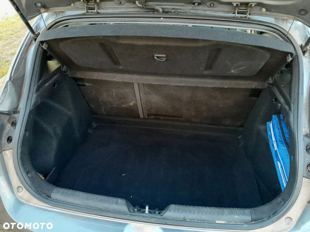 Hyundai i30 blue 1.6 GDI Passion - 20