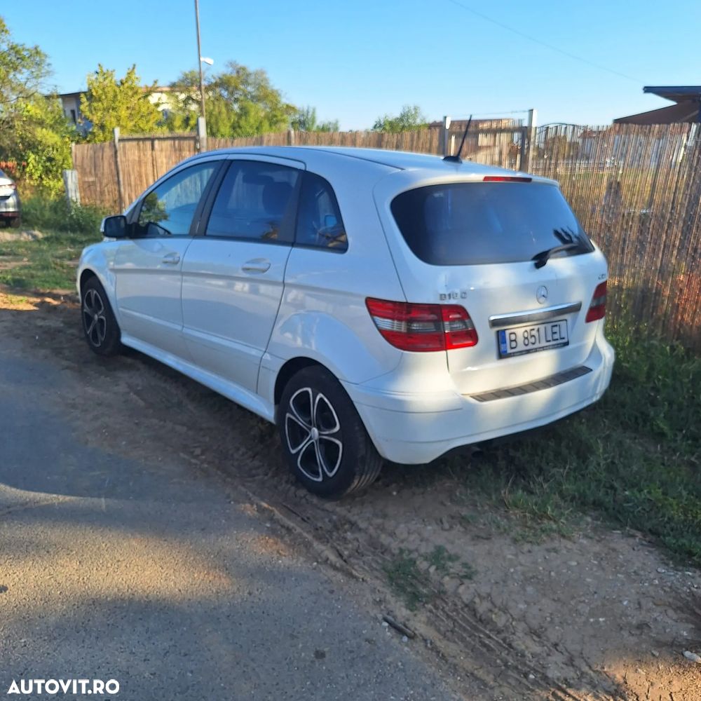 Mercedes-Benz B 180 CDI Autotronic - 9
