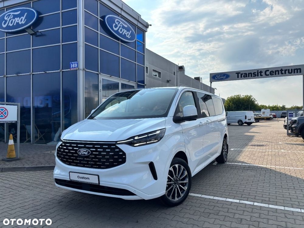 Ford Tourneo Custom - 2