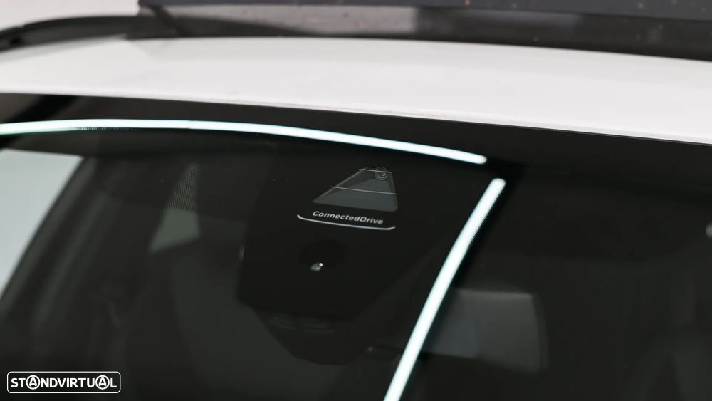 BMW 330 e Aut. M Sport - 10
