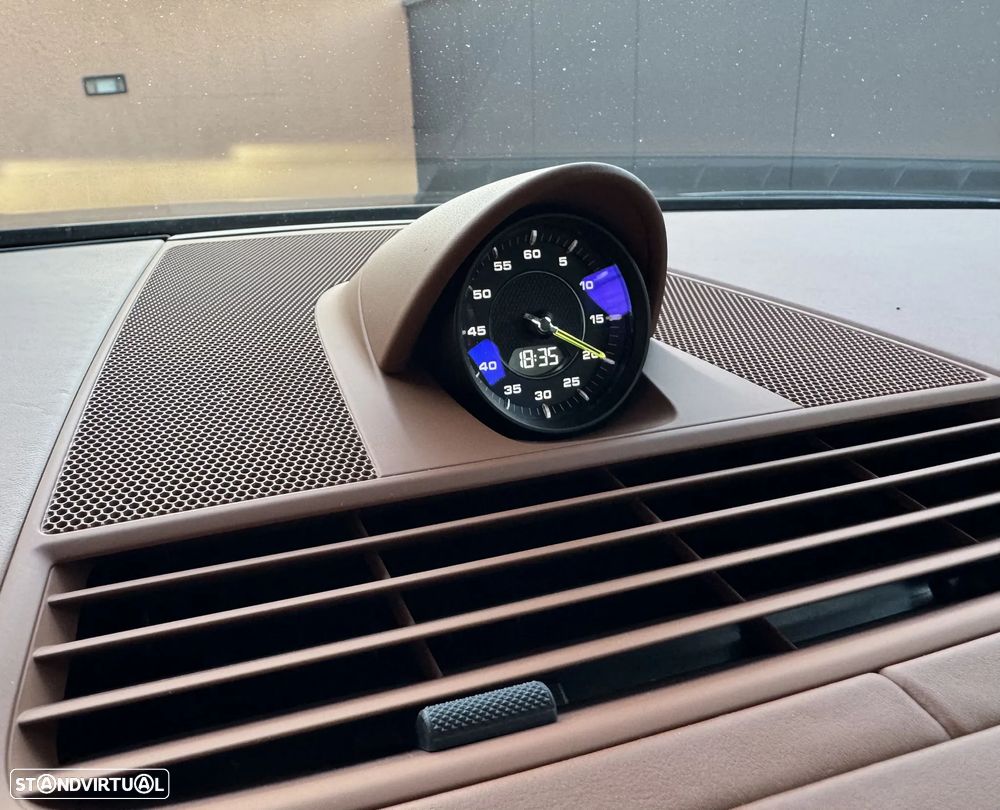 Porsche Panamera Sport Turismo 4 E-Hybrid - 21