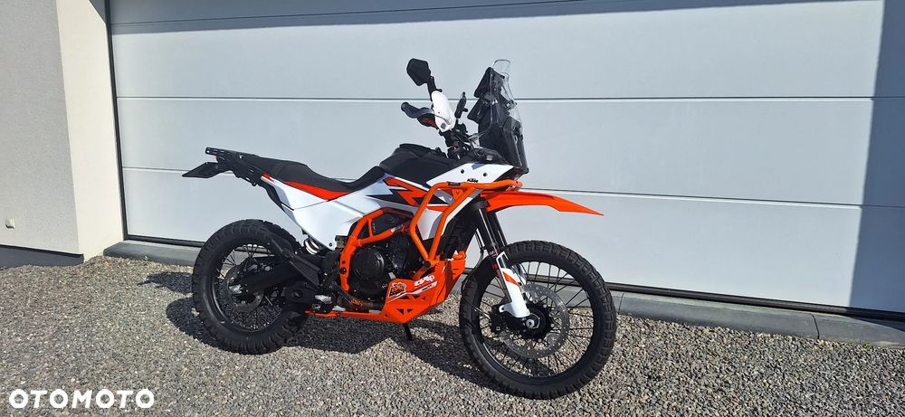 KTM Adventure 390