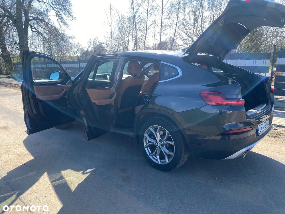 BMW X4 xDrive20d xLine sport - 21