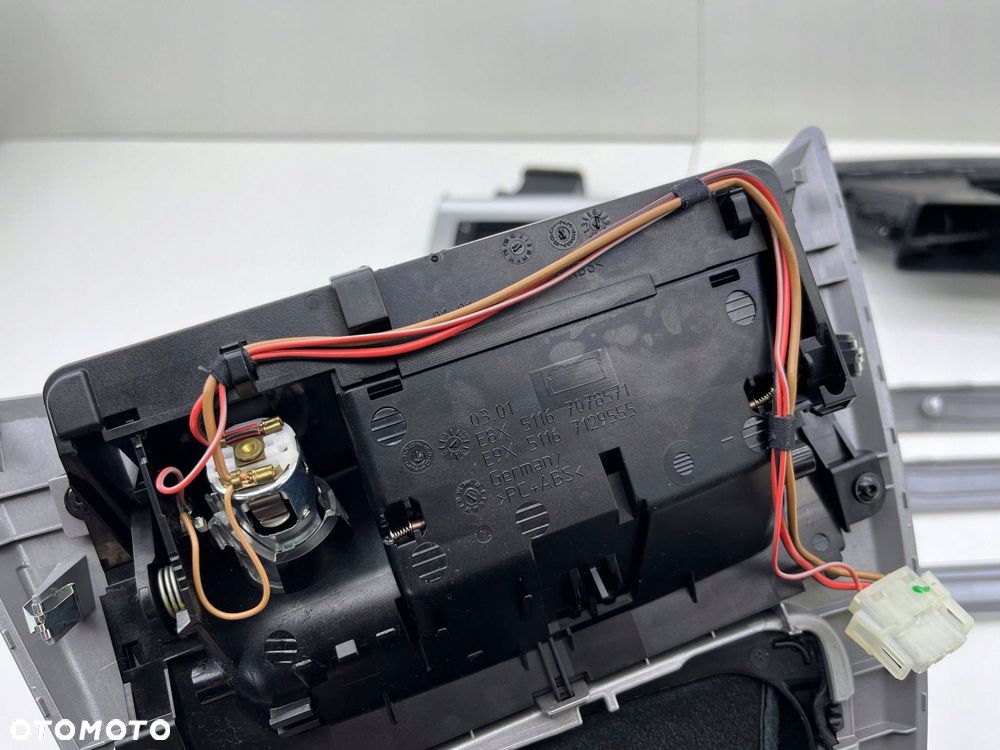 BMW 3 E90 E91 LIFT LISTWY OZDOBNE DEKORY EUROPA SATINSILBER KOMPLET 9201023 - 16