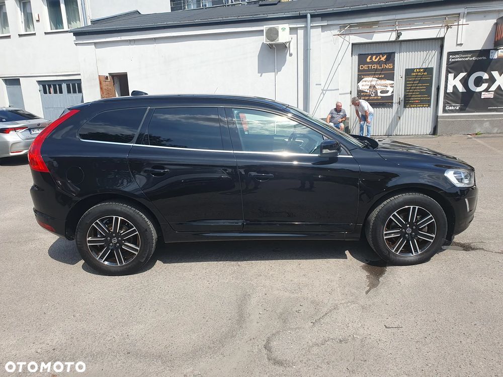 Volvo XC 60 D4 Momentum Pro - 6