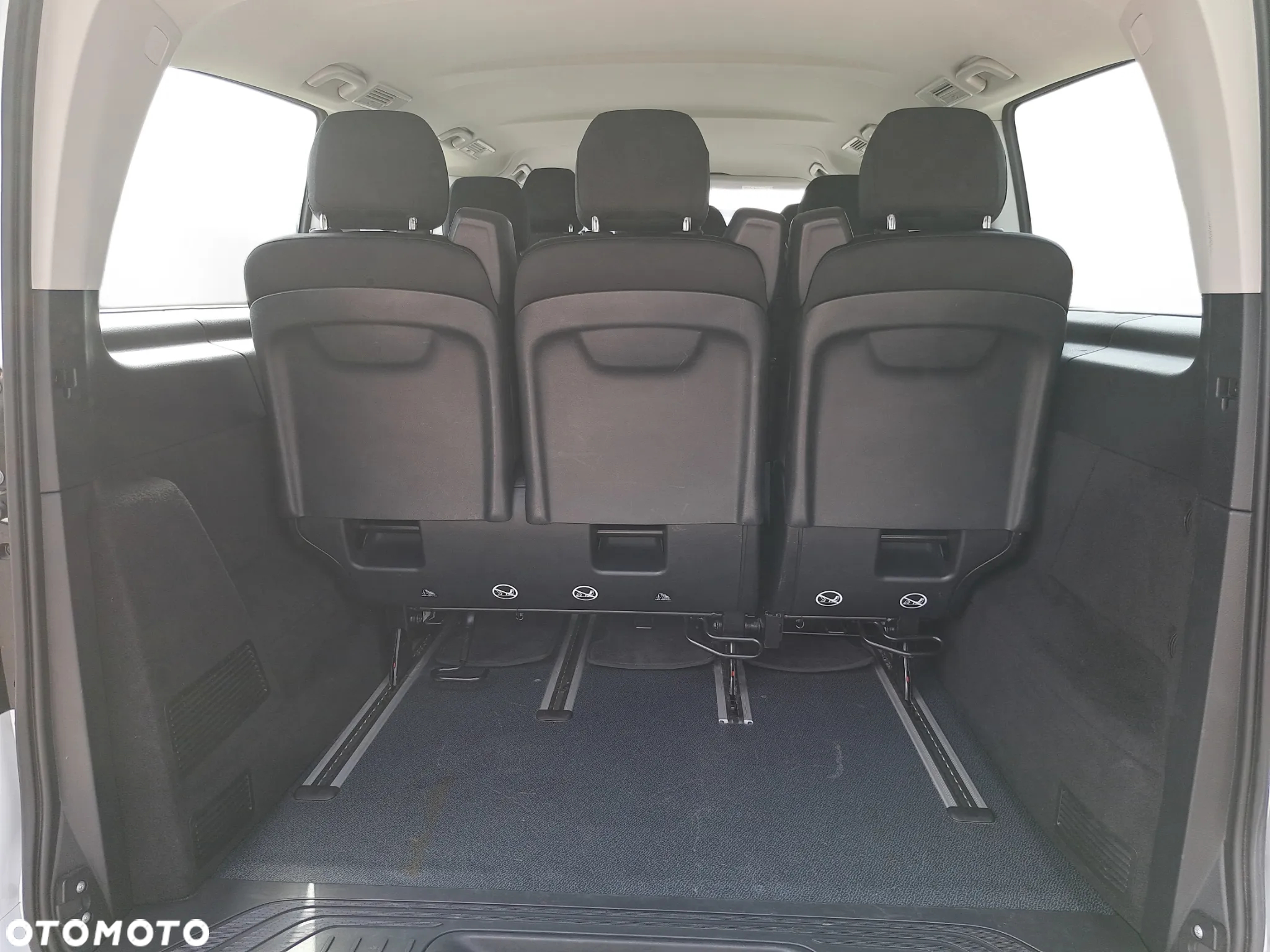 Mercedes-Benz Vito - 11