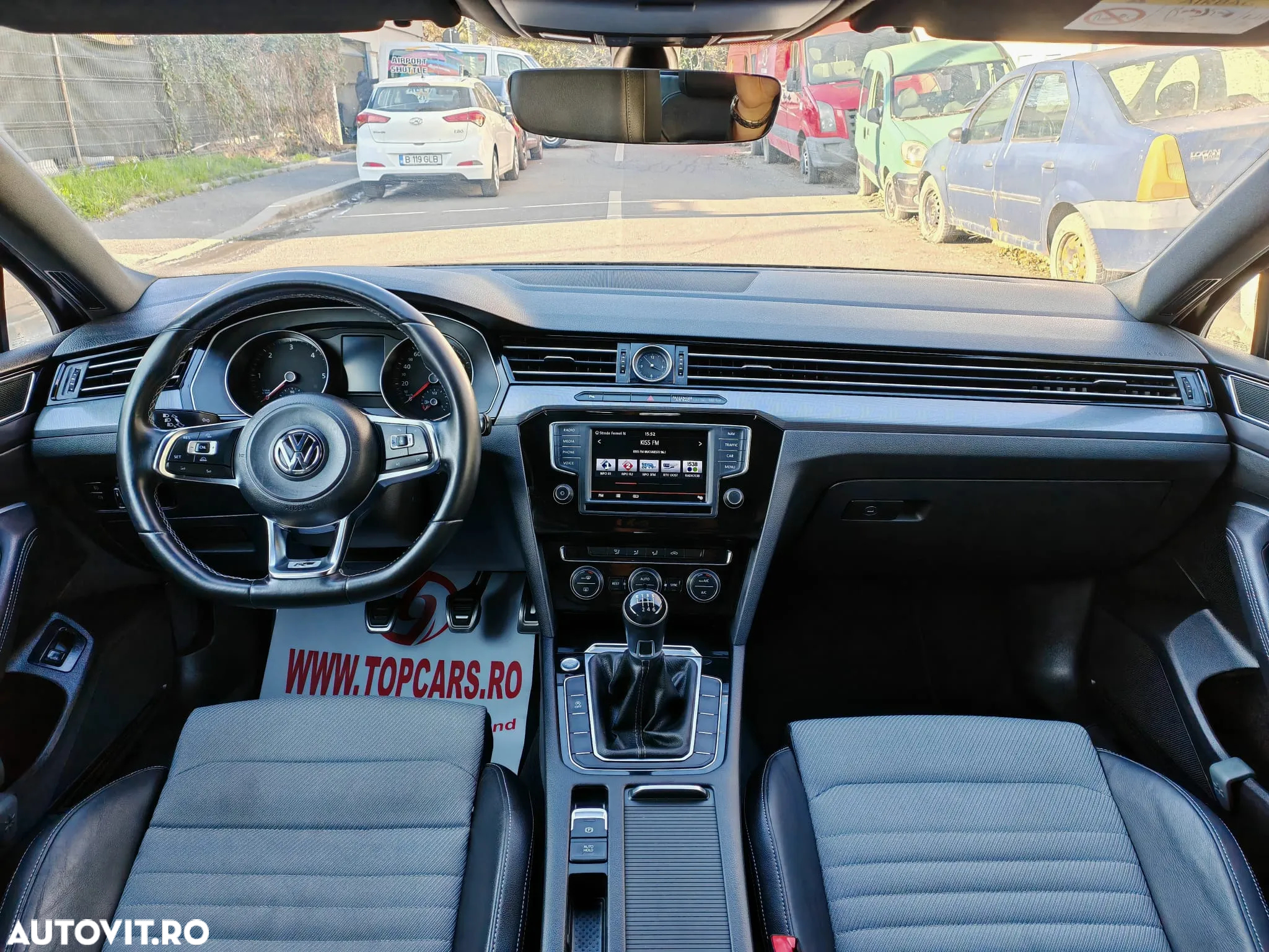 Volkswagen Passat Variant 1.6 TDI R Executive - 5
