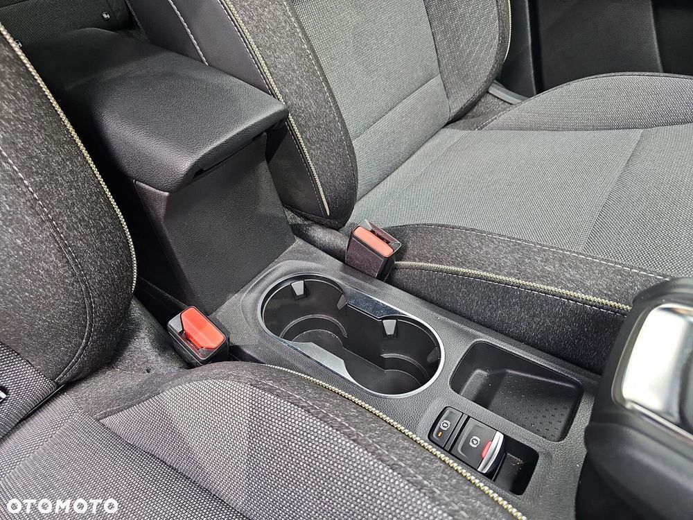 Renault Captur - 29