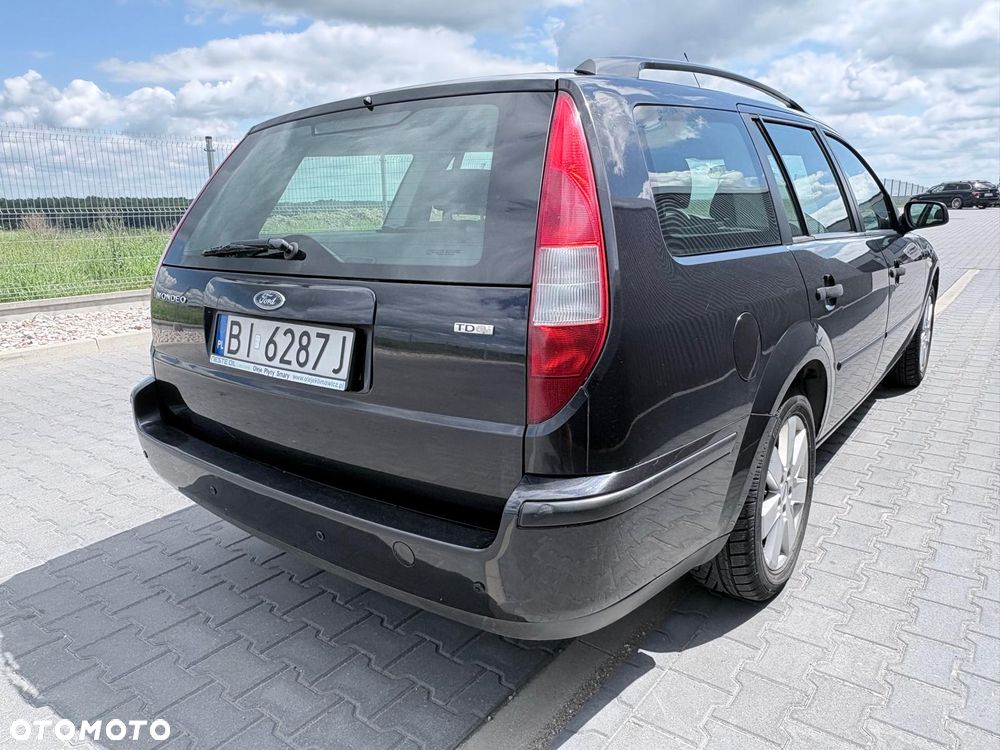 Ford Mondeo 2.0 TDCI Ambiente - 10