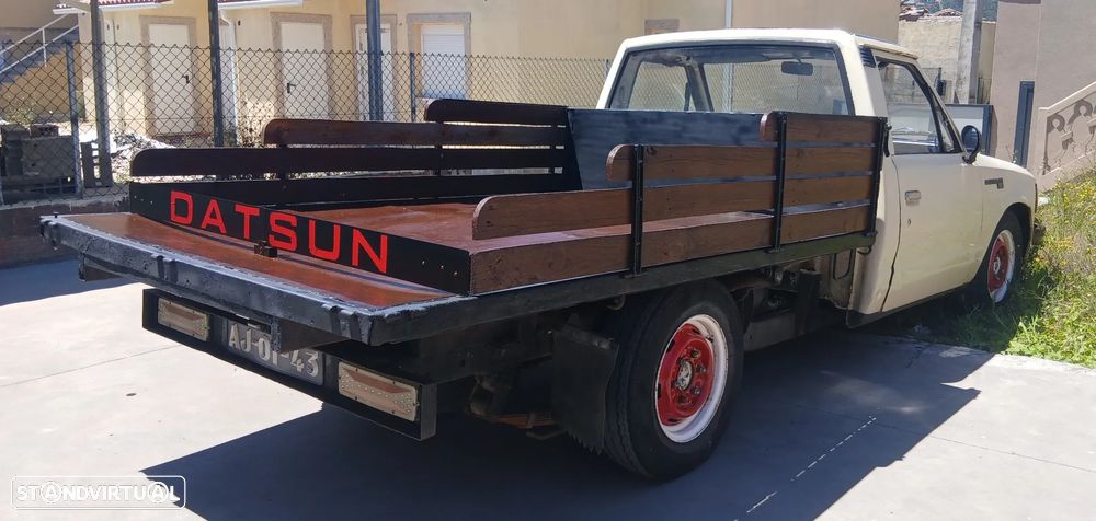 Nissan Pick Up - 10