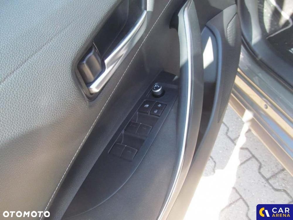 Toyota Corolla - 26