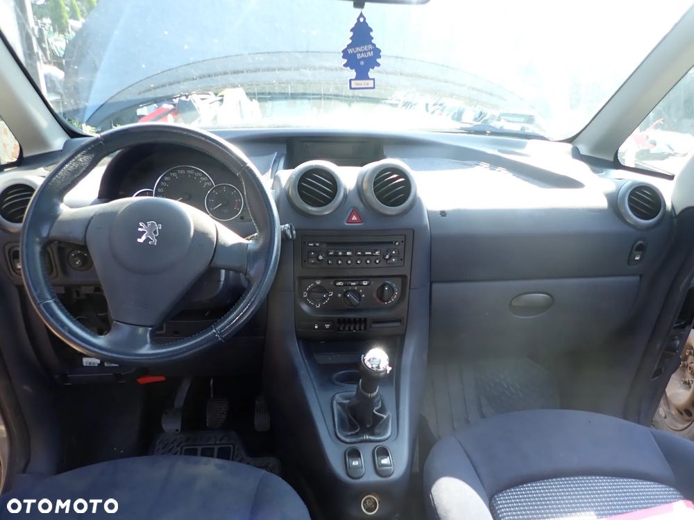 CZĘŚCI - Peugeot 1007 1,4HDI 8HZ 50kW 68KM 5B 2006r. lakier EZW INDEX - 8419 - 8