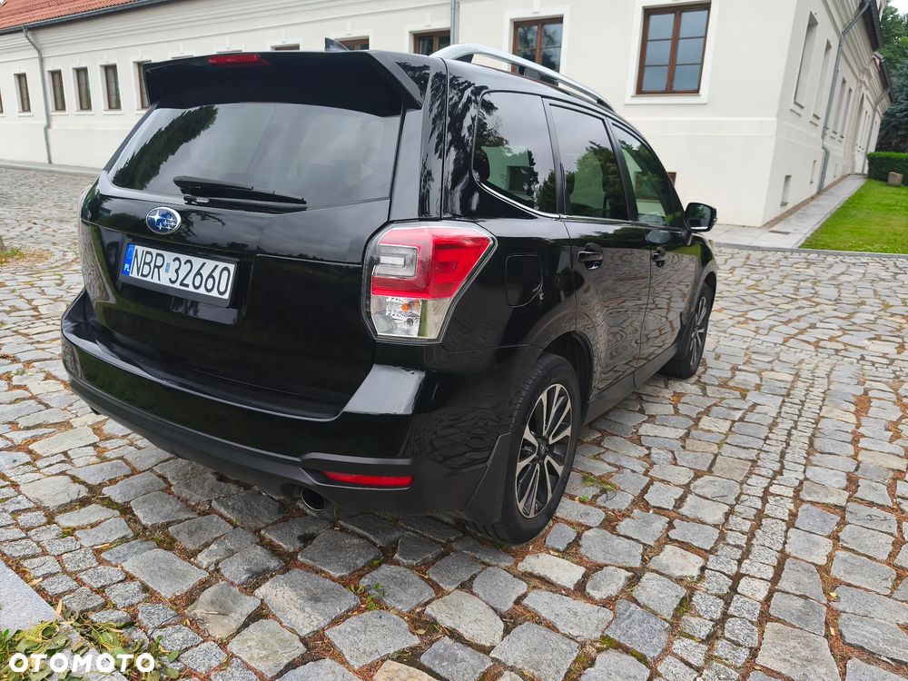 Subaru Forester 2.0 XT Platinum Lineartronic - 8