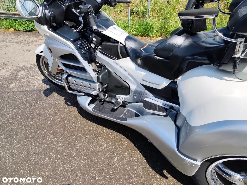 Honda GL - 28