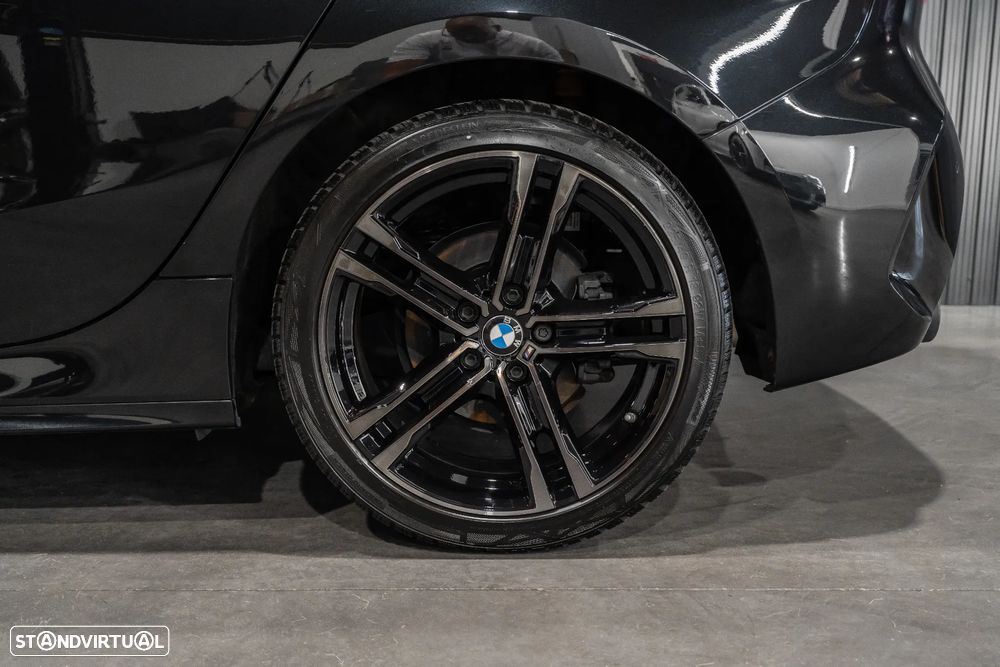 BMW 118 i Pack M Auto - 32