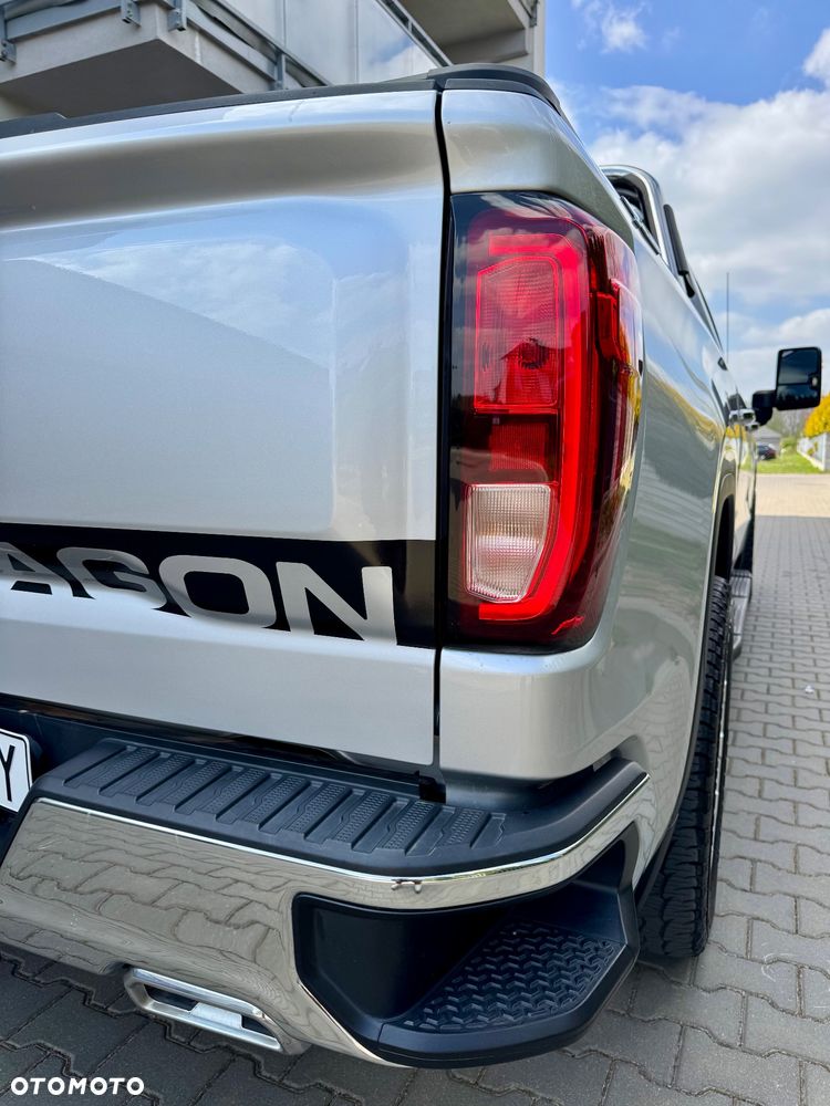 GMC Sierra - 17