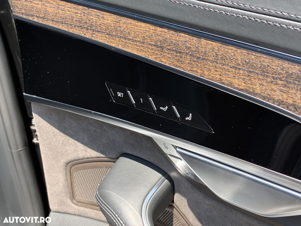 Audi A8 55 TFSI quattro Tiptronic - 35