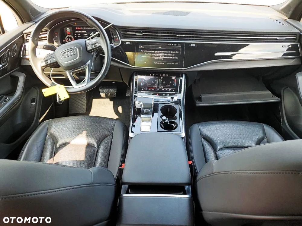Audi Q7 - 8
