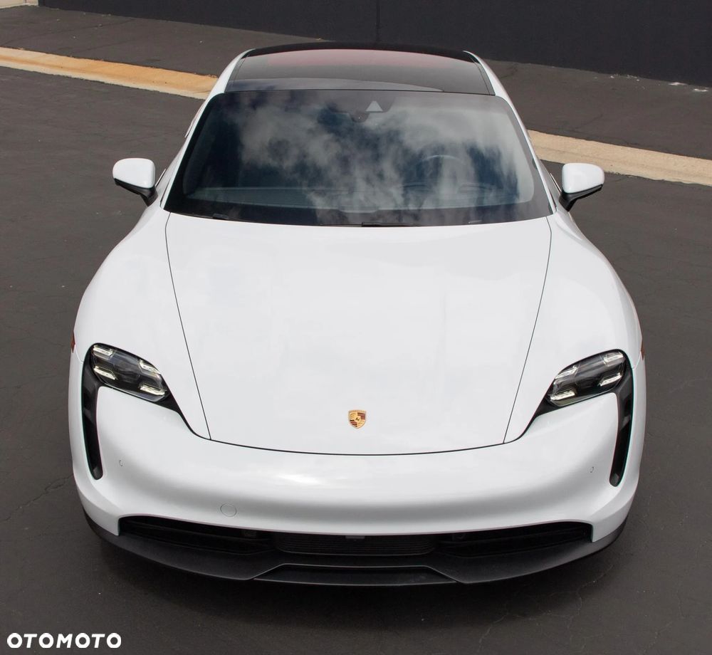 Porsche Taycan - 2